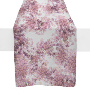 Plum-Anne's-Lace-Flower-Table-Runner