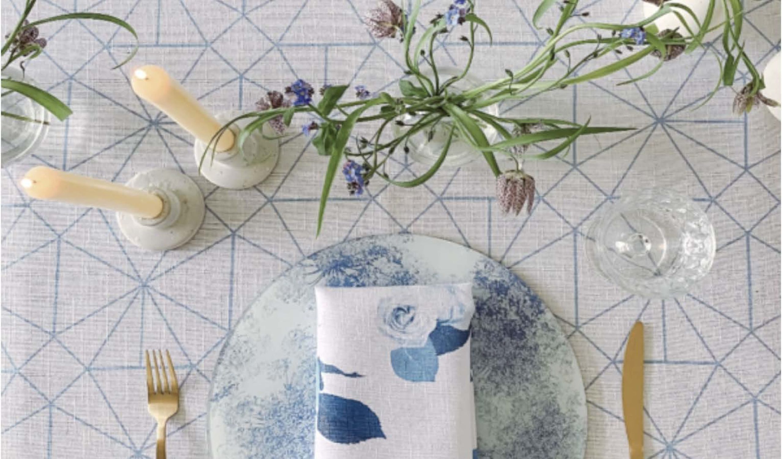 image of French wedding theme featuring charger placemat and table linen