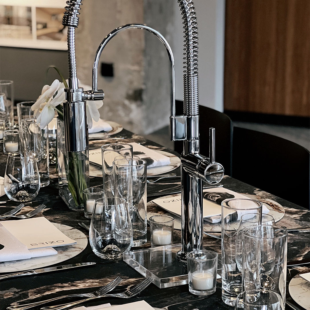 Black-Stone-Table-Decor