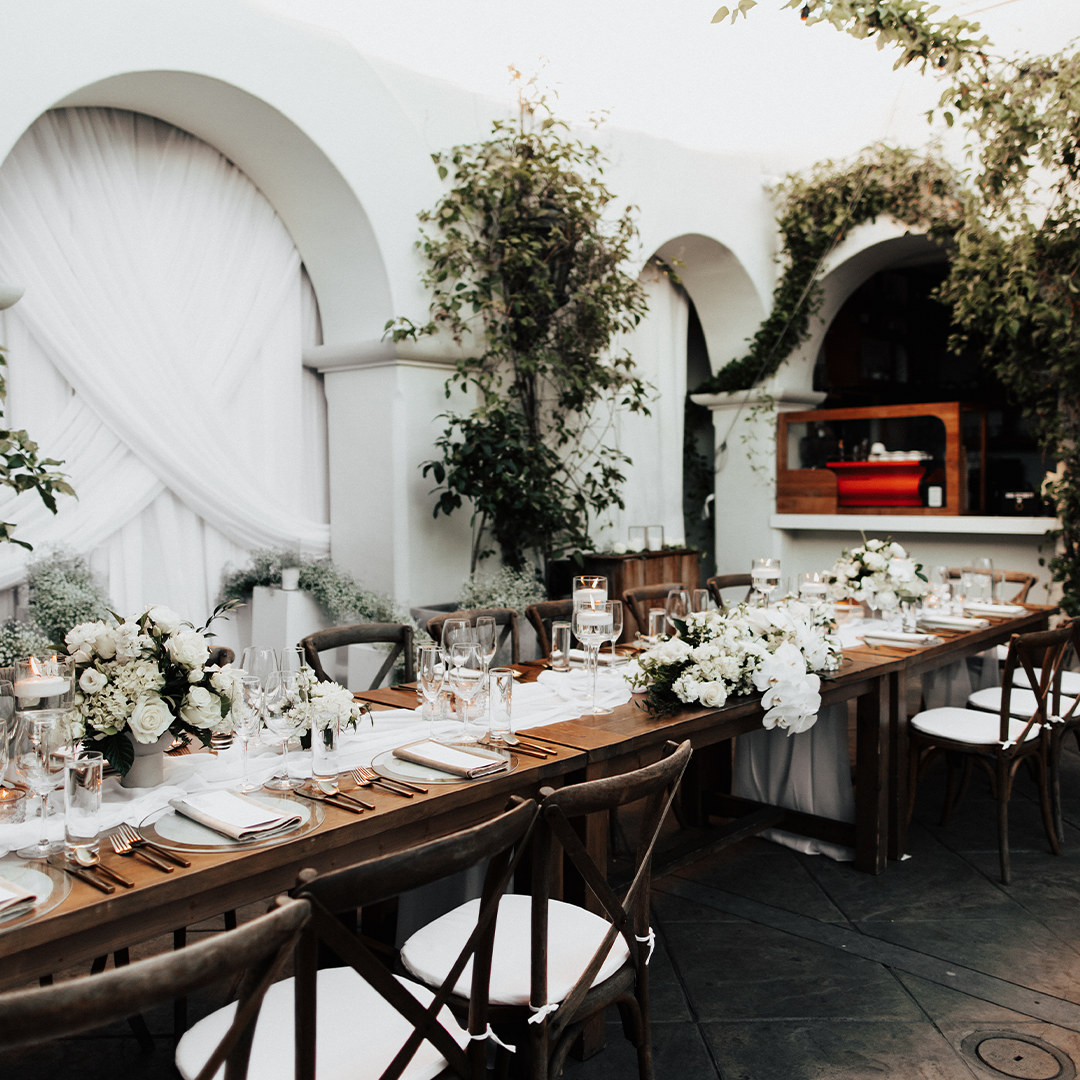 Simple Wedding Event Tabletop Decor