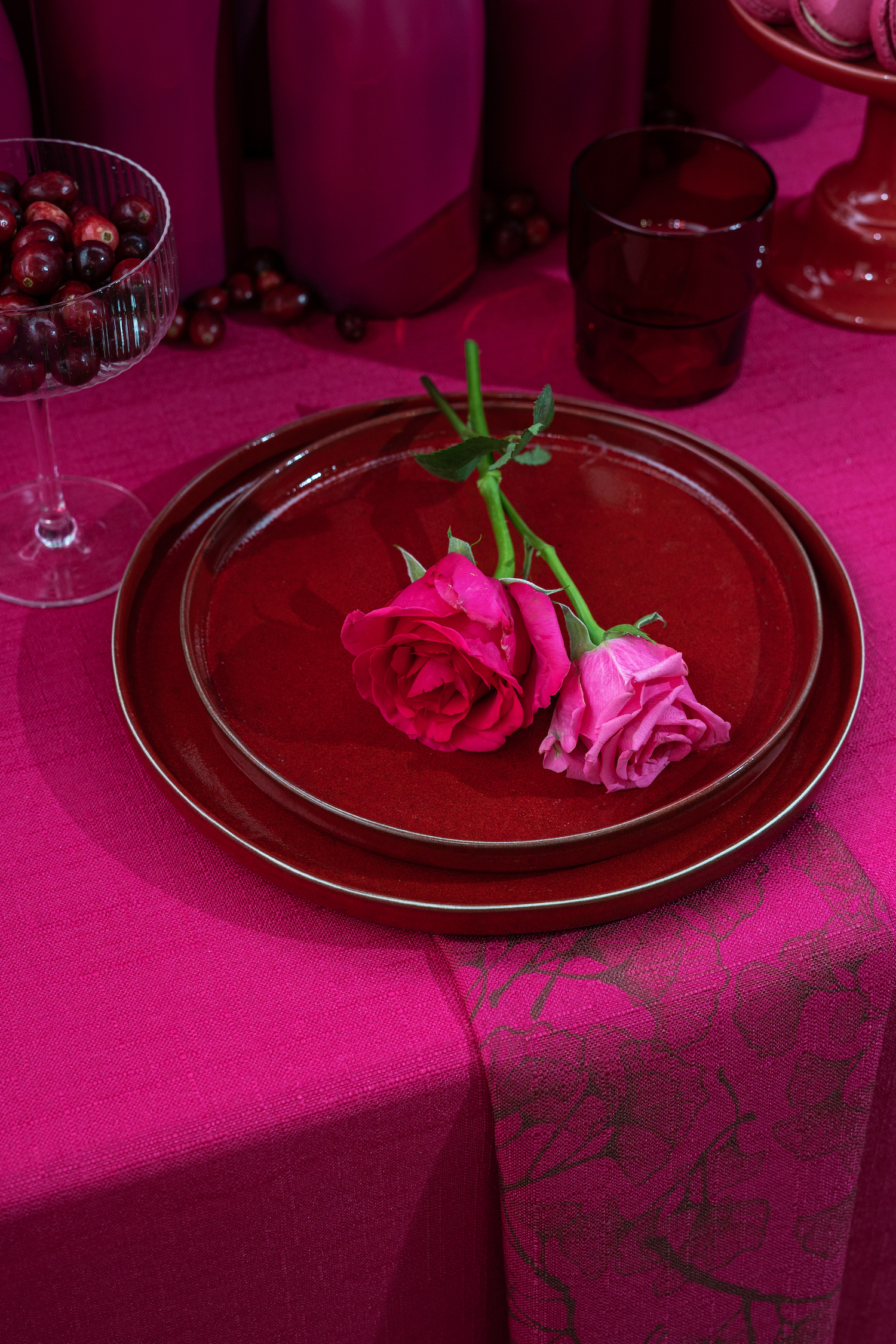 hot pink-red-table linen-napkin