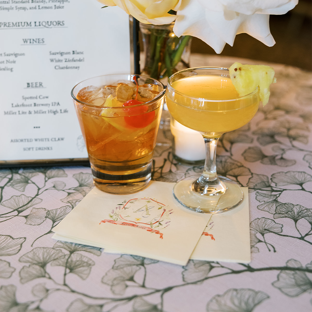 elegant green ginkgo napkins