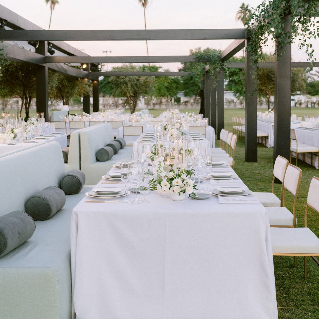 off-white-table-linen-for-weddings-events