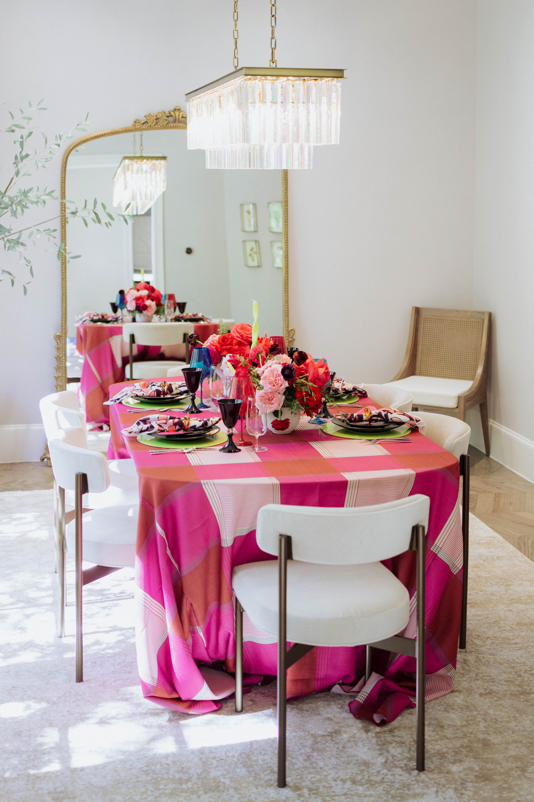 Holiday Table Decor Guide